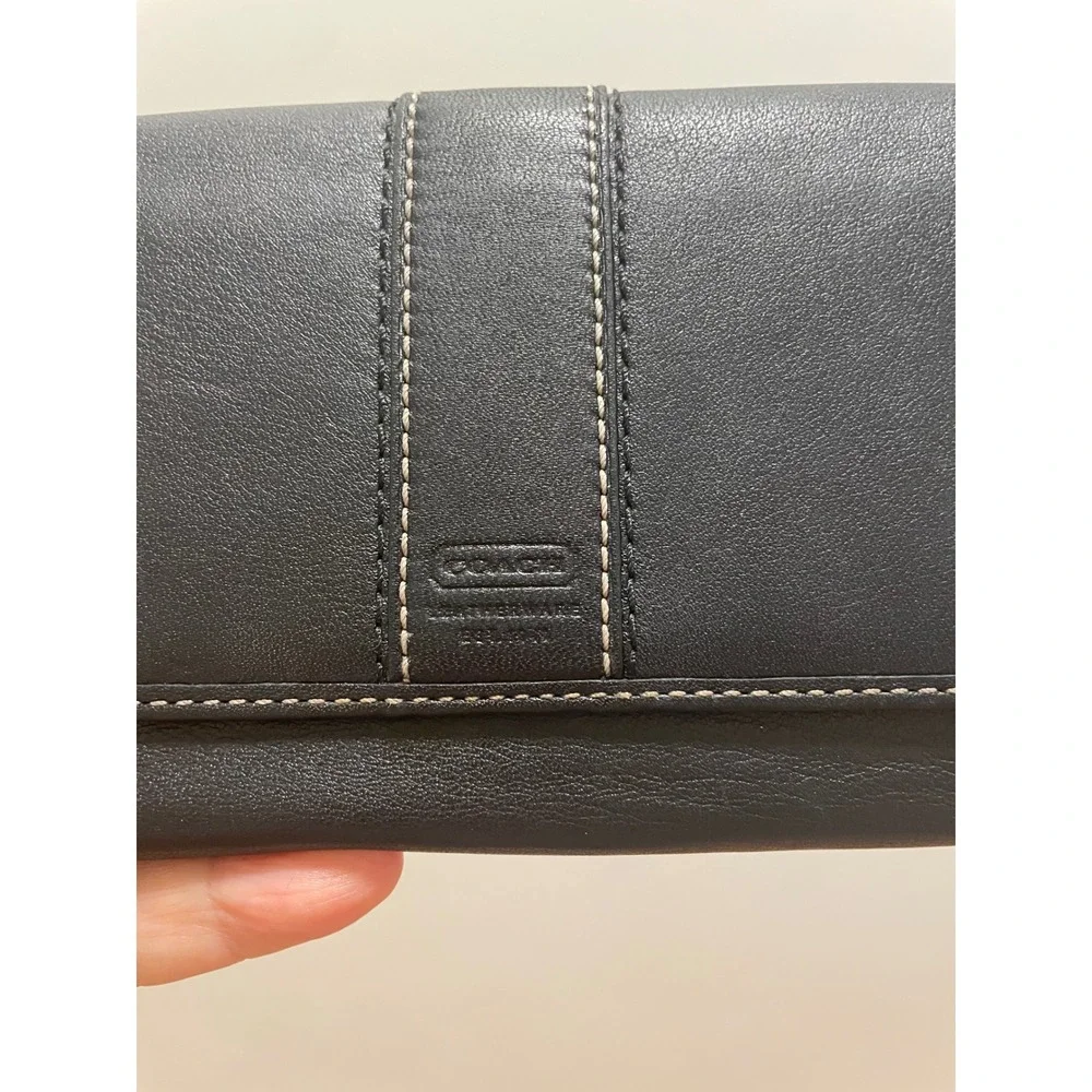 Coach Black Leather Wallet Slim Envelope Lavender Interior Contrast Stitch